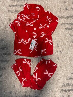 3/$15 🟣 NWT Carters toddler girls flannel holiday pjs, size 3T